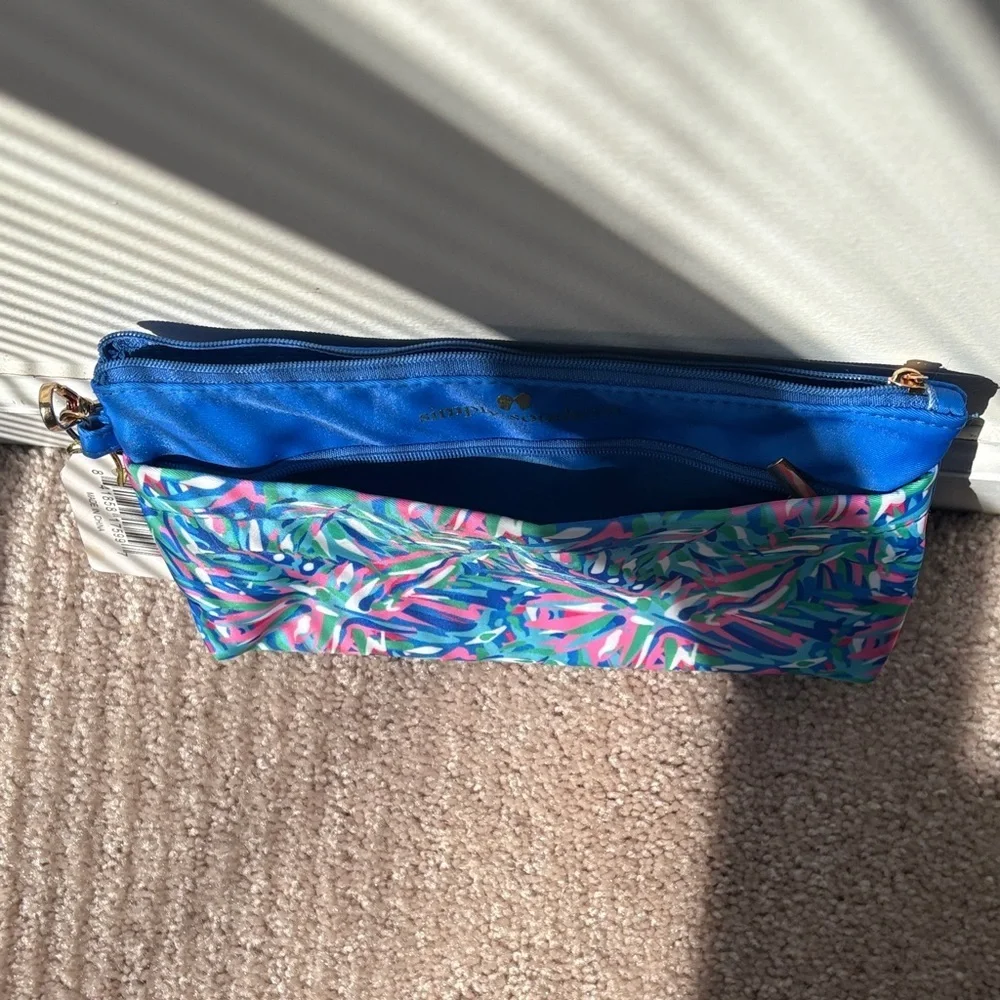 Simply Southern Blue Tropical Print Wristlet with Pink Tag